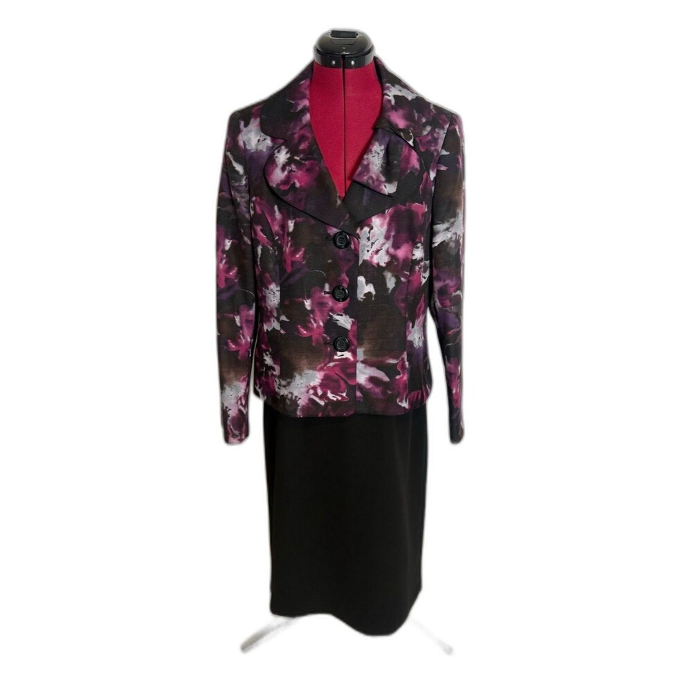 Le Suit Skirt Suit Size 12 Black & Purple Floral 2-Piece Set Blazer & Skirt